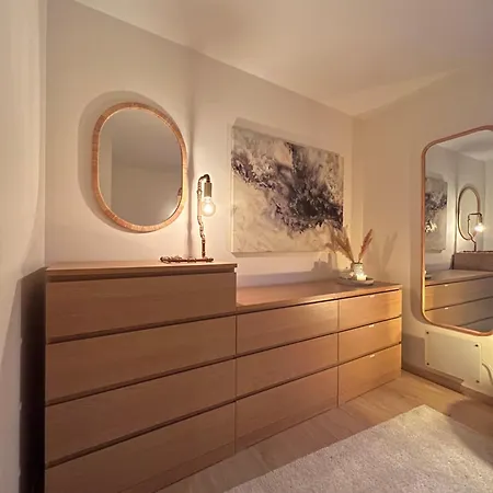 Διαμέρισμα In *